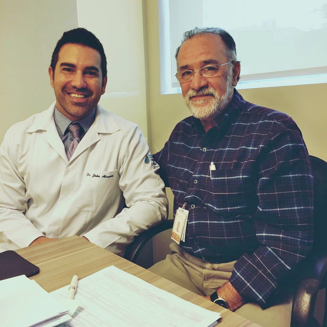 Rinoplastia em paciente com fissura palatina